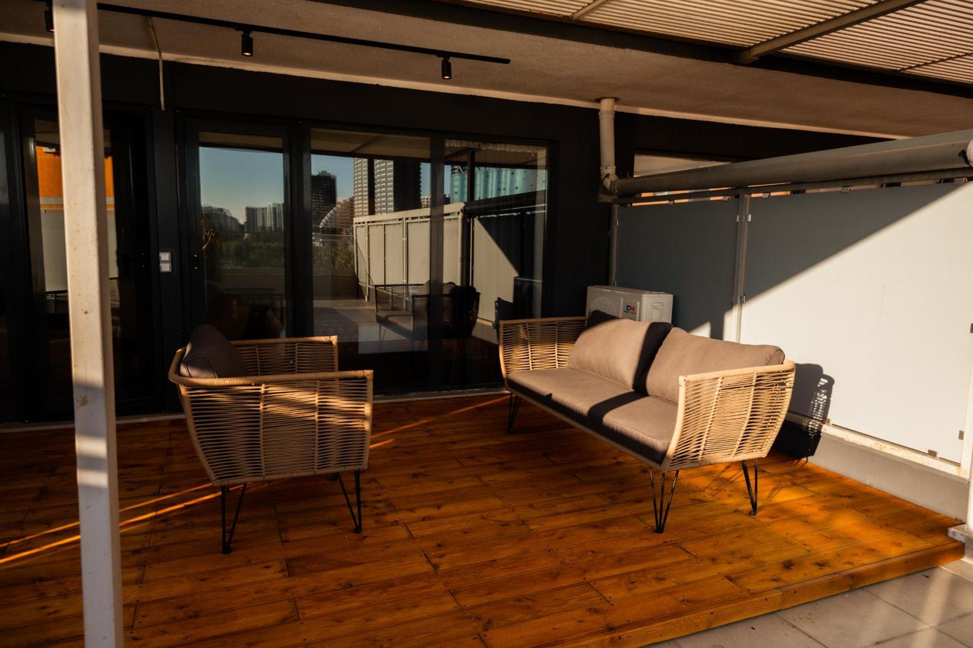 The Spot Apartments - Orbi Beach Tower Μπατούμι Εξωτερικό φωτογραφία