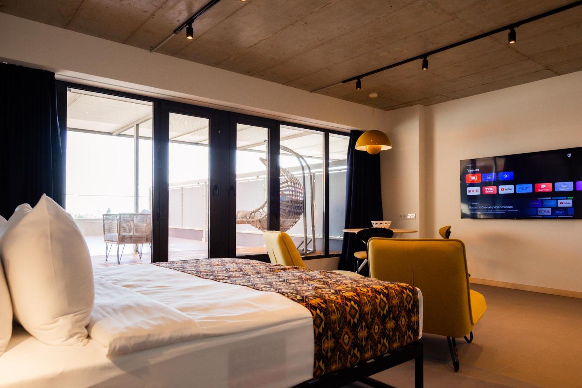 The Spot Apartments - Orbi Beach Tower Μπατούμι Εξωτερικό φωτογραφία